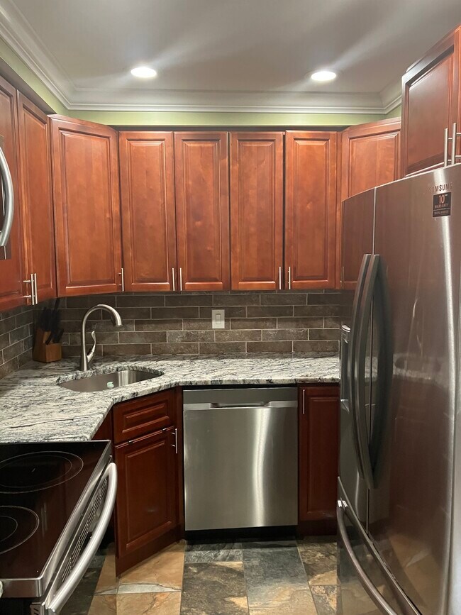 Building Photo - 3712 Mimi Circle, Unit 1