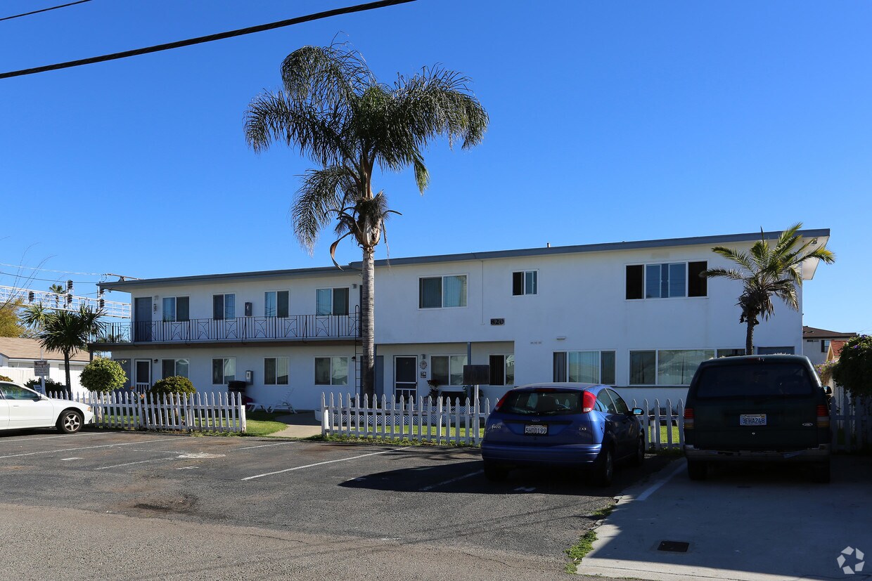 Foto principal - 820 S Myers St