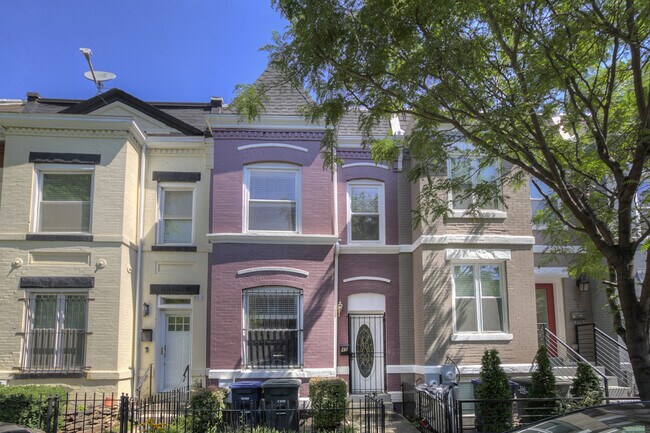 Building Photo - 45 Hanover Pl NW