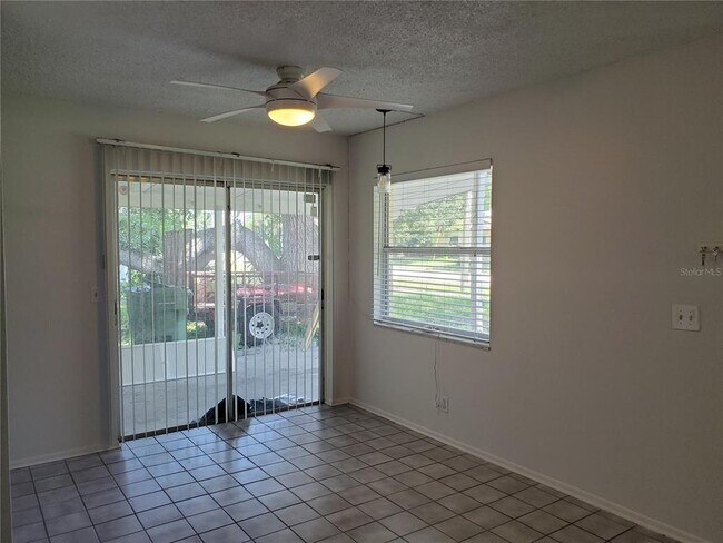 Foto del edificio - 2907 W Ballast Point Blvd