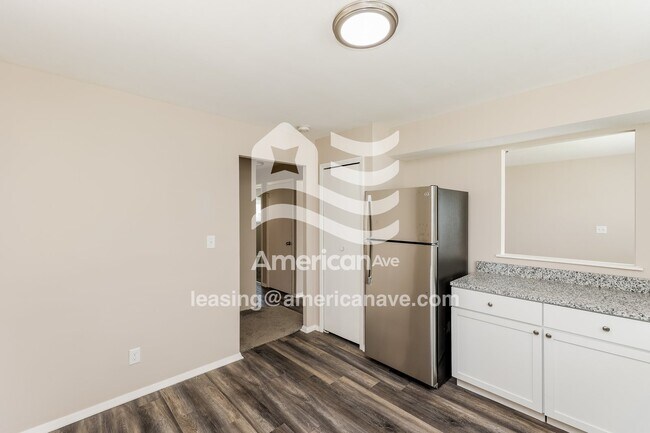 Foto del edificio - 12006 Erwin Ave