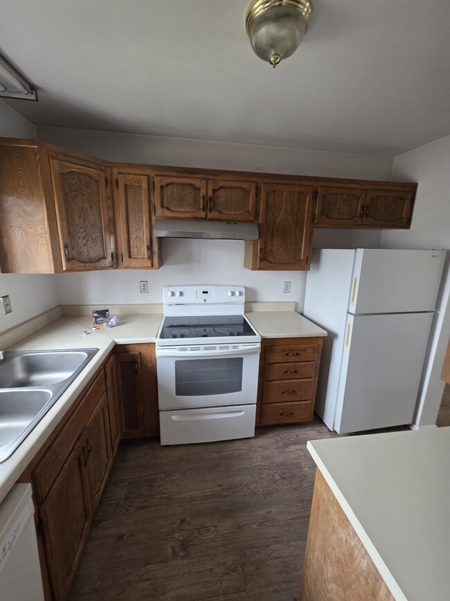 Photo - 138 N Willow St Townhome