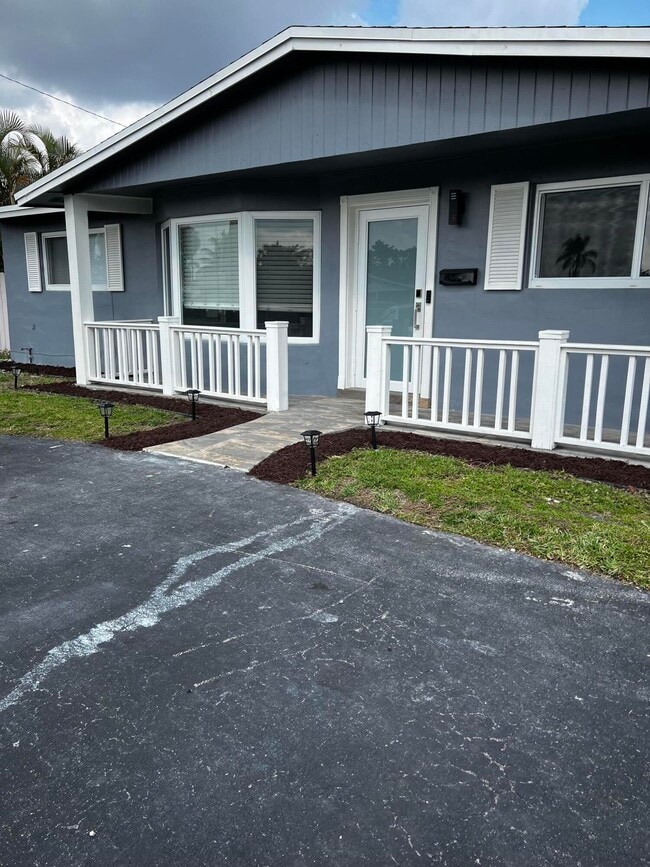 Foto del edificio - 750 NW 44th Ave