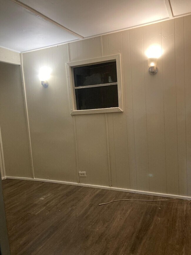 Foto del edificio - 882 E Chestnut Ave