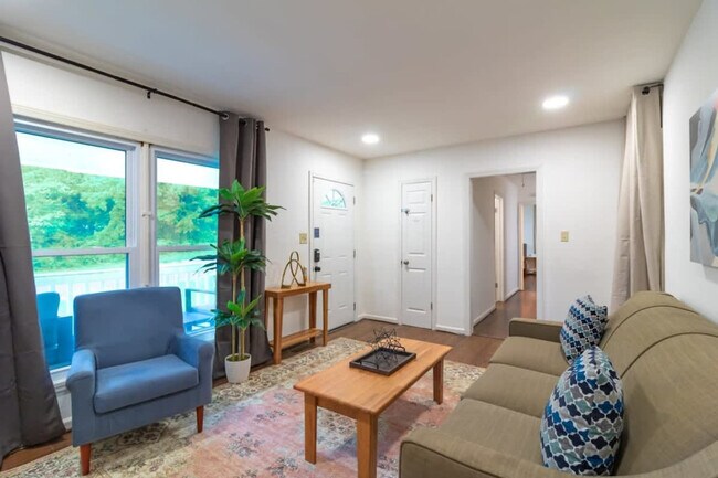 Foto del edificio - 1529 Brazil Ave