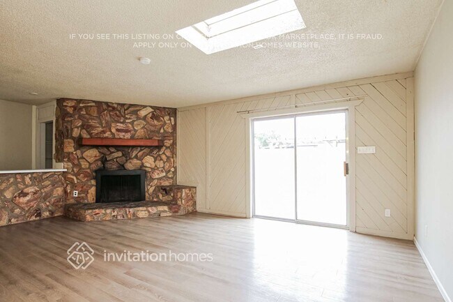 Foto del edificio - 5942 W Whitton Ave