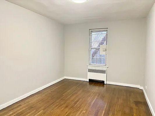 Building Photo - 3 bedroom in Bronx NY 10471