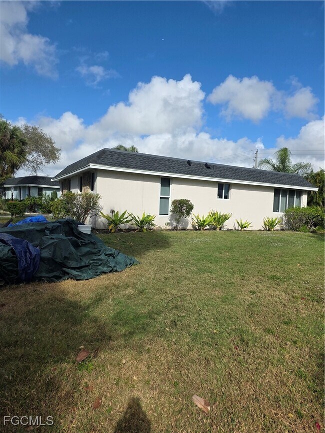 Foto del edificio - 280 Lanchester Ct