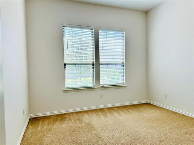 Building Photo - 6604 Fishers Island Dr