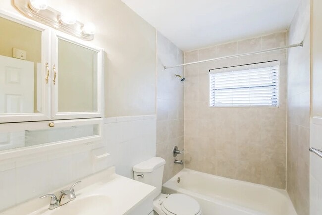 Building Photo - 3031 NW 186th Terrace