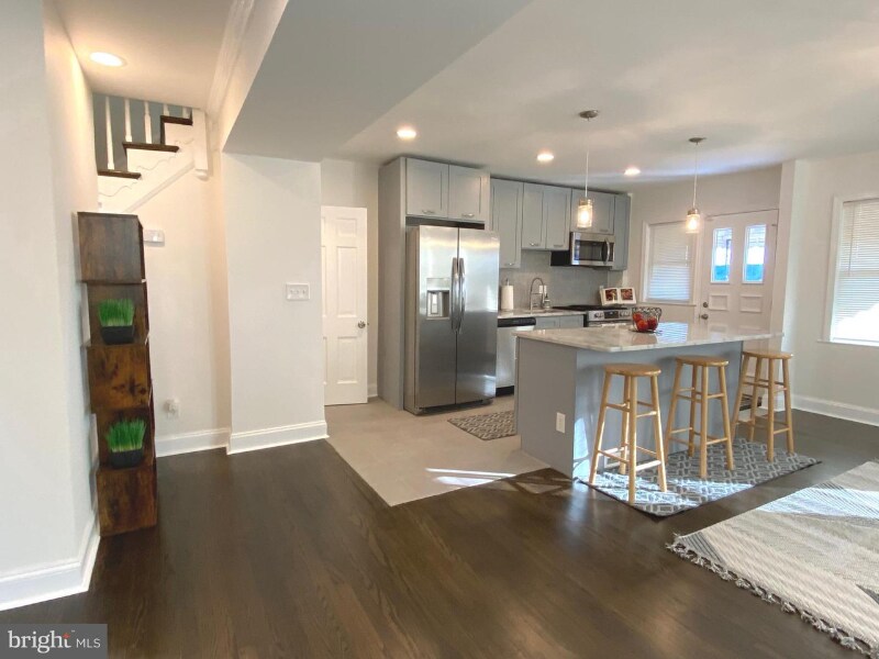 Foto principal - 1511 Woodbourne Ave