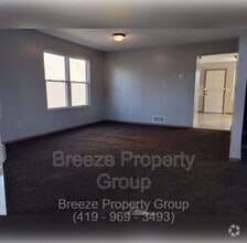 Building Photo - 205 W Chalmers Ave