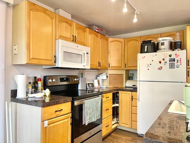 Foto del edificio - Mid-Century Gem in Kirkland’s Everest Park