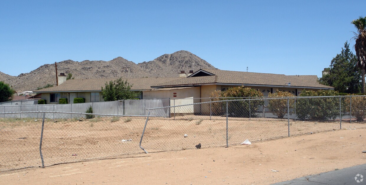 Foto del edificio - 20250 Serrano Rd