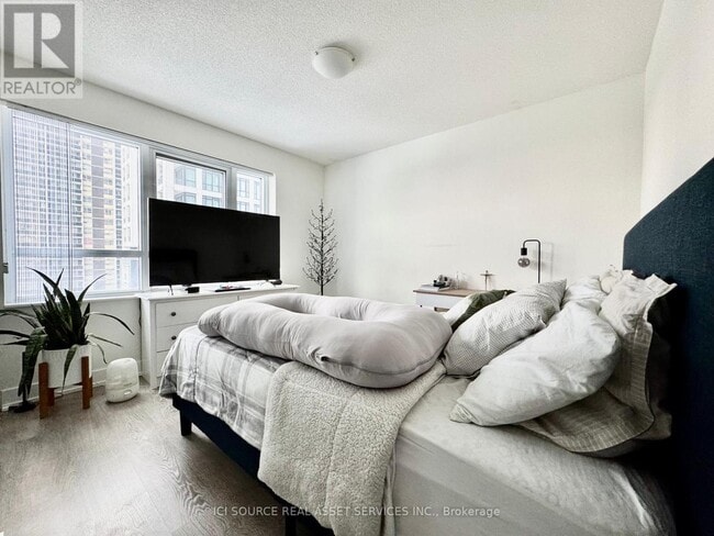 Building Photo - 7 Mabelle Ave