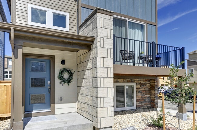 Photo - 6787 Lily Mountain Ln House