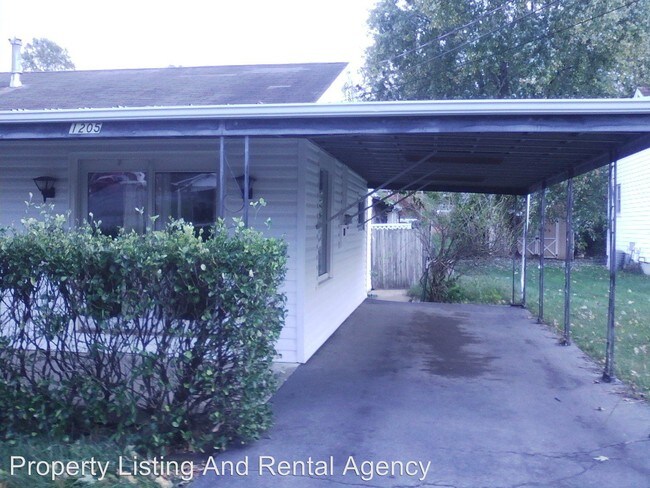 Building Photo - 3 br, 2 bath House - 1205 Flora Avenue