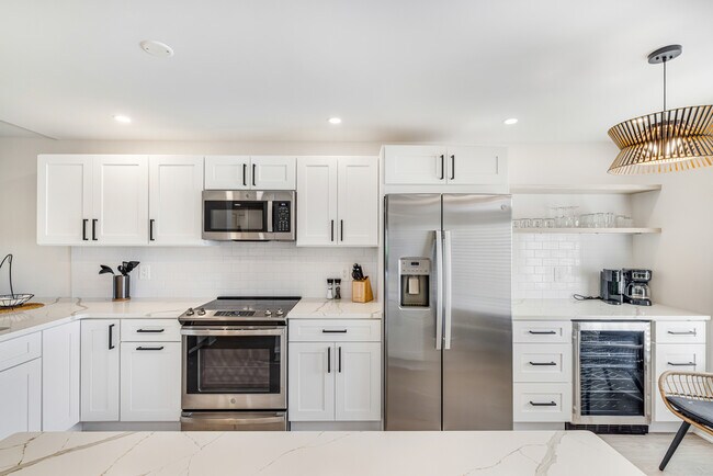 Foto del edificio - 16440 Kelly Cove Dr