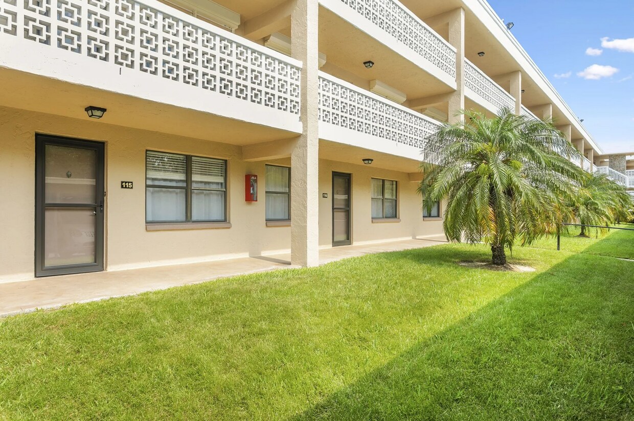 Primary Photo - 2 Bed 2 Bath Condo for Rent in 55+ Peacefu...