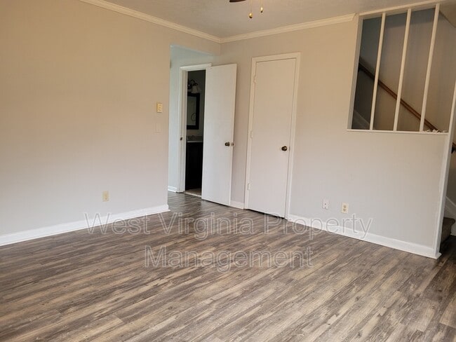Building Photo - 7 Cherrywood Terrace