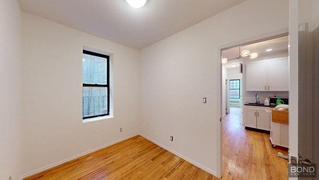 Photo - 240 Waverly Pl Apartment