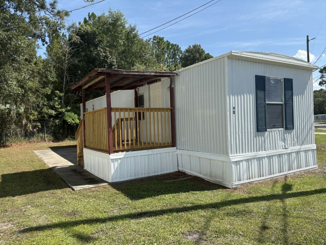 Foto principal - 10166 103rd St