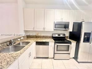 Primary Photo - 2 br, 2.5 bath Townhome - 1833 SW 90th Ave