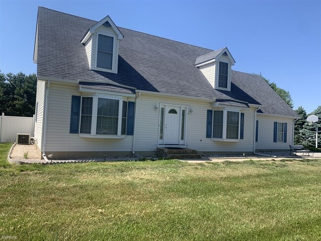 Building Photo - 4 br, 4 bath House - 142 Trillium Drive