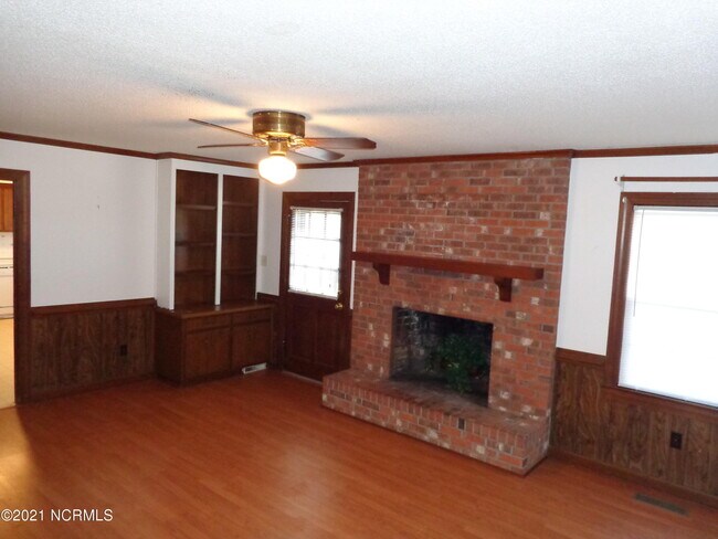 Building Photo - 1500 Kimberly Rd