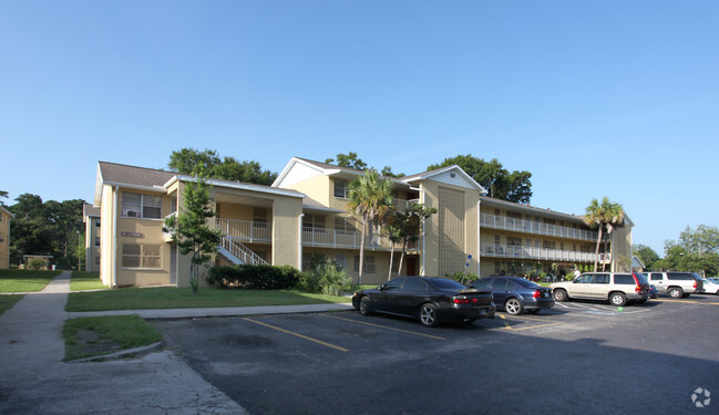 Foto del edificio - Hollybrook Homes Apartments