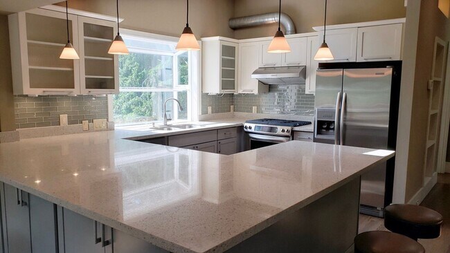 Foto del edificio - Great 3bd 2 bath in Heart of Gig Harbor
