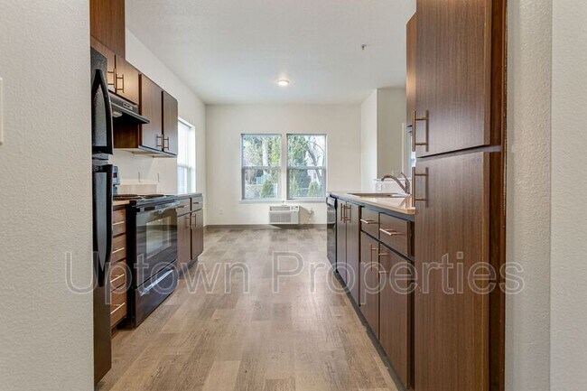 Foto del edificio - 2655 NE 205th Ave