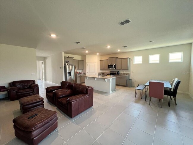 Foto del edificio - 7788 June Ln