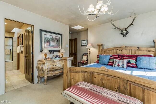 Foto del edificio - 2 br, 2 bath Condo - 103 Catron St