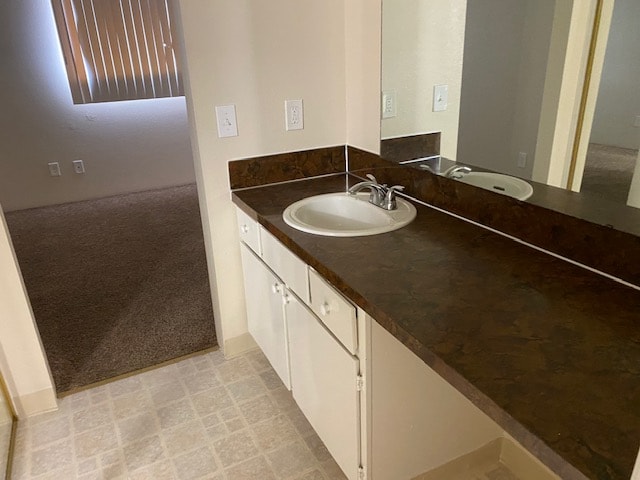 Photo - 16964 SE Stark St Apartment