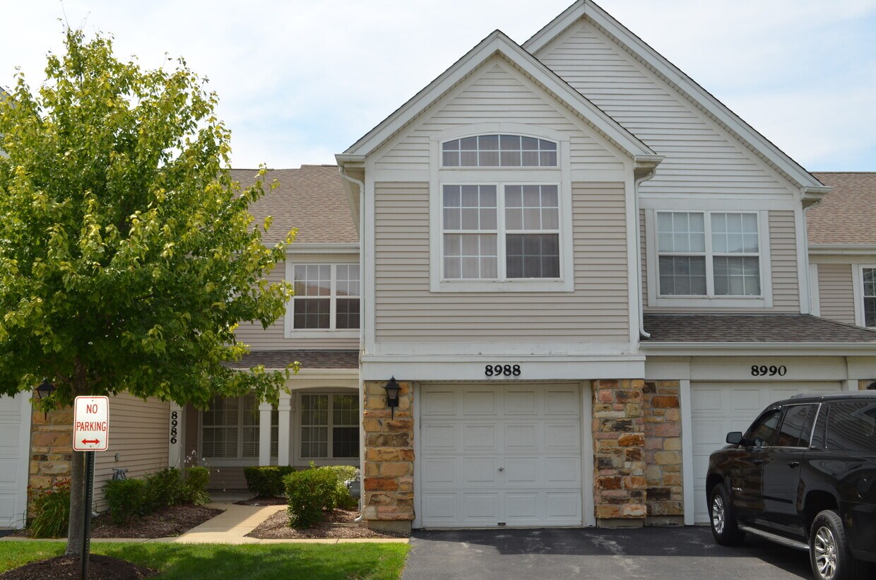 Primary Photo - 8988 W Heathwood Cir