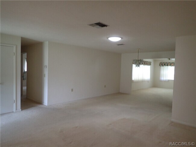 Foto del edificio - 3129 N Brackenfern Point