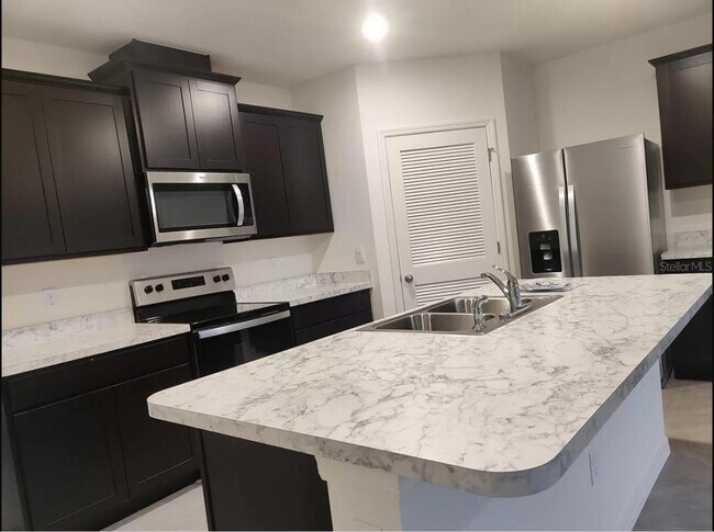 Foto del edificio - 1215 Valley View Ave