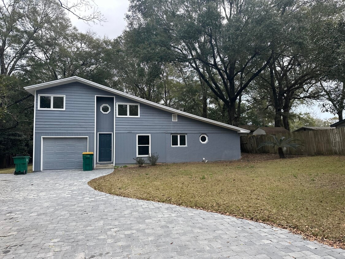 413 Redwood Ave, Niceville, FL 32578 House Rental in Niceville, FL