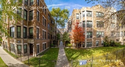 Building Photo - 1374 W Greenleaf Ave