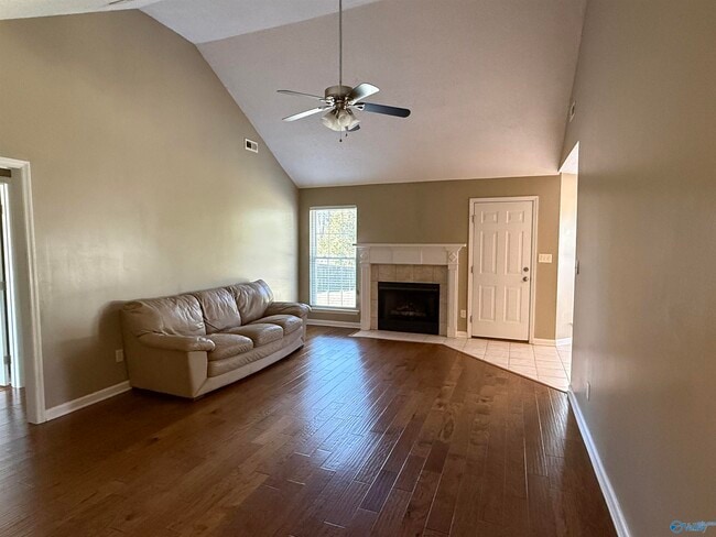 Building Photo - 12875 Marble Dr