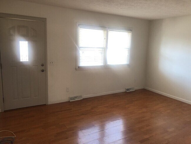 Foto del edificio - 922 S Mission Ave