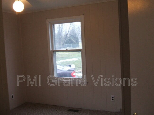Building Photo - 3519 Welles St