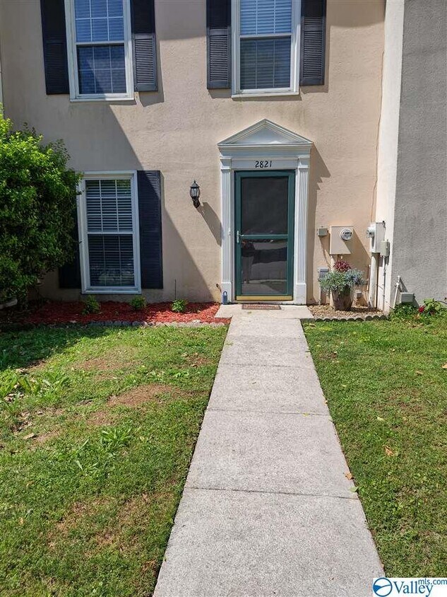2821 Wynterhall Rd SE, Huntsville, AL 35803 Townhome Rentals in