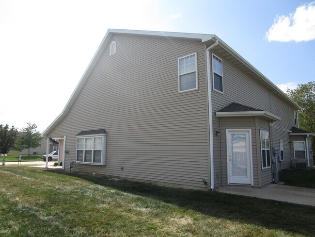 Building Photo - 3242 Wind River Cir