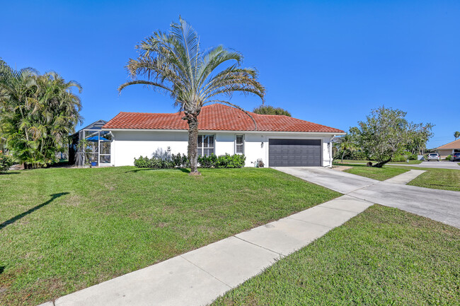 Building Photo - 15591 Milan Ct