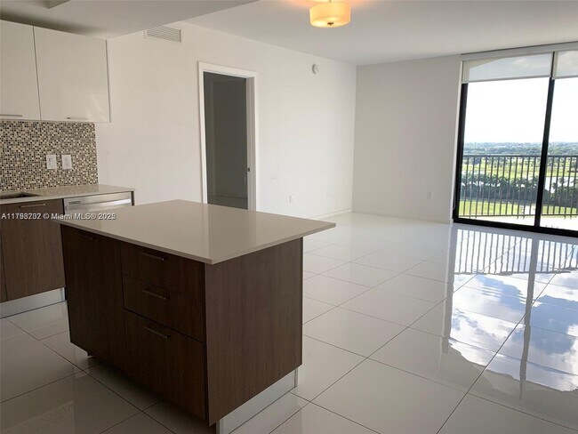 Foto del edificio - 5252 NW 85th Ave