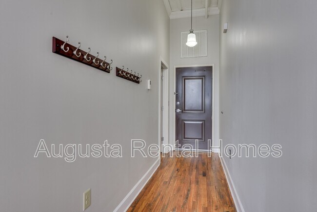 Foto del edificio - 1106 Broad St