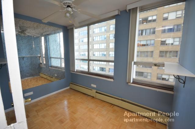 Foto del edificio - 6171 N Sheridan Rd