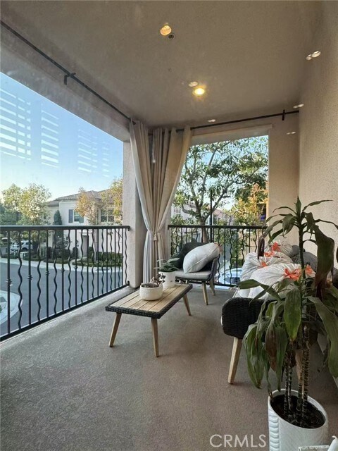 Foto del edificio - 68 Overbrook